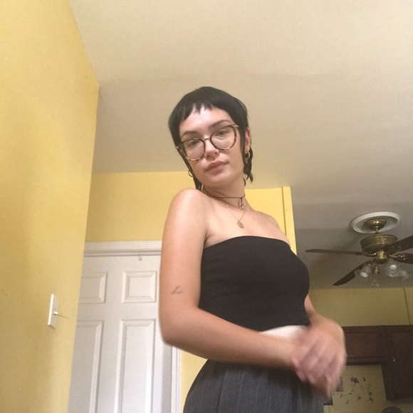 Meet your Posher, Jenna - Picture 1 of 1